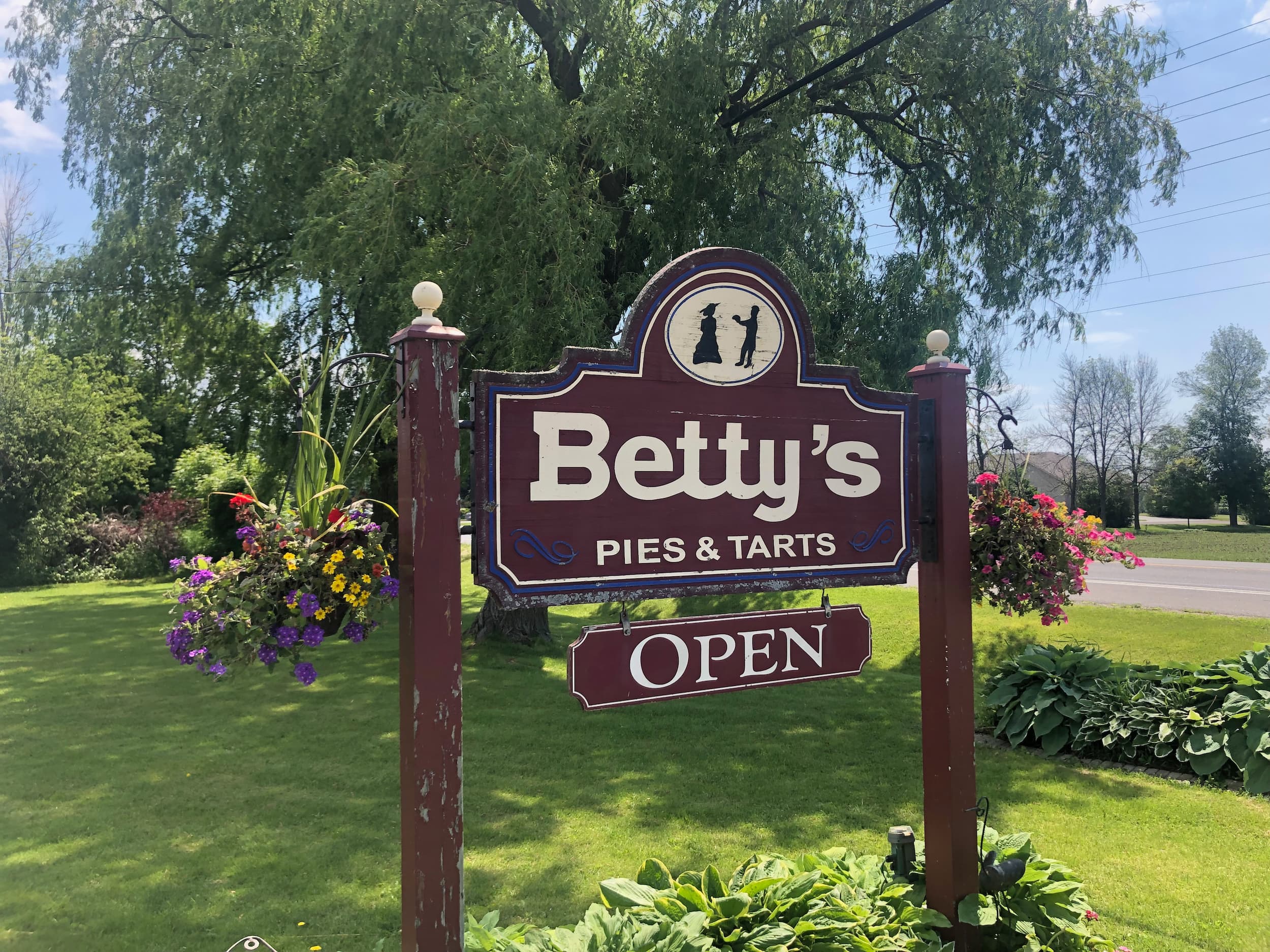 Bettys-Pies-Tarts-HS-0860