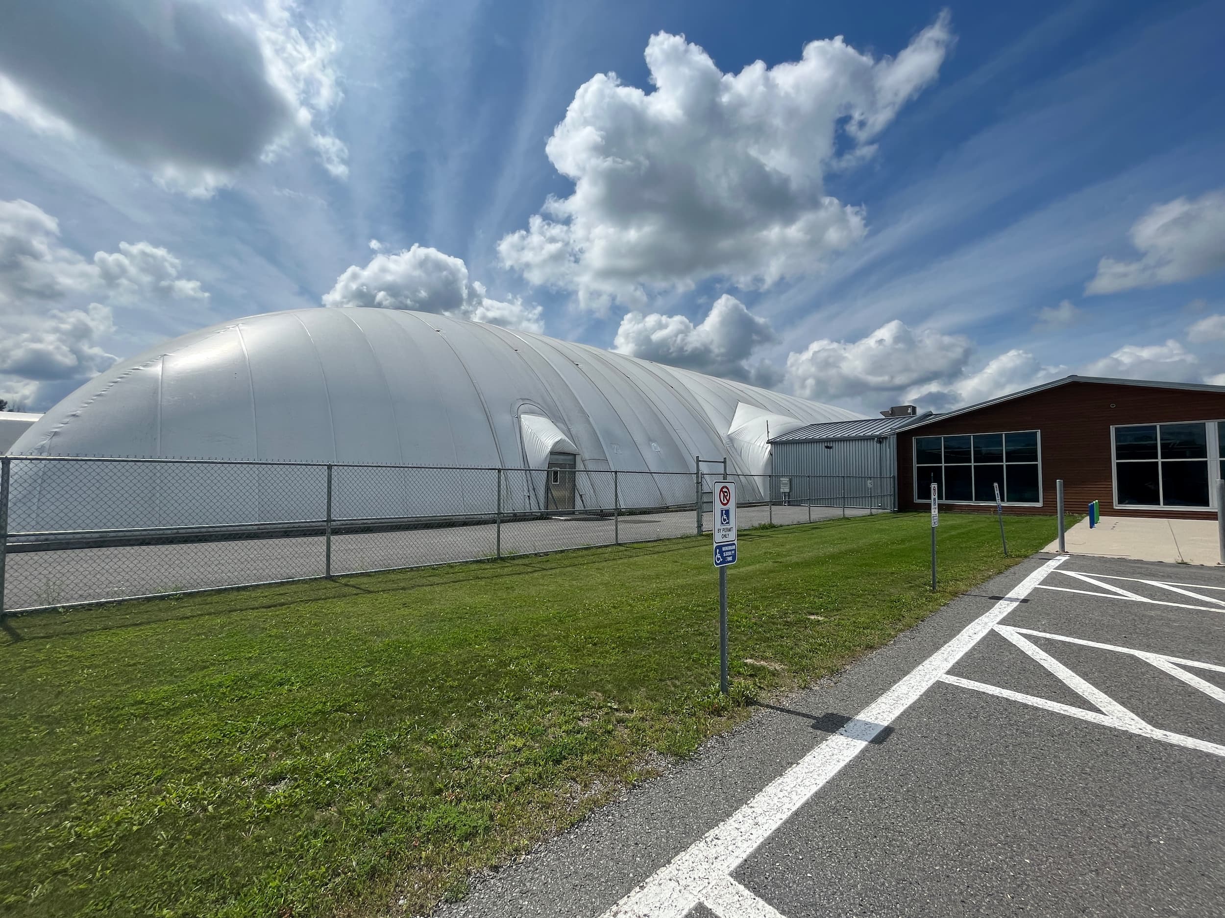 Hastings-Fieldhouse-STU-8126