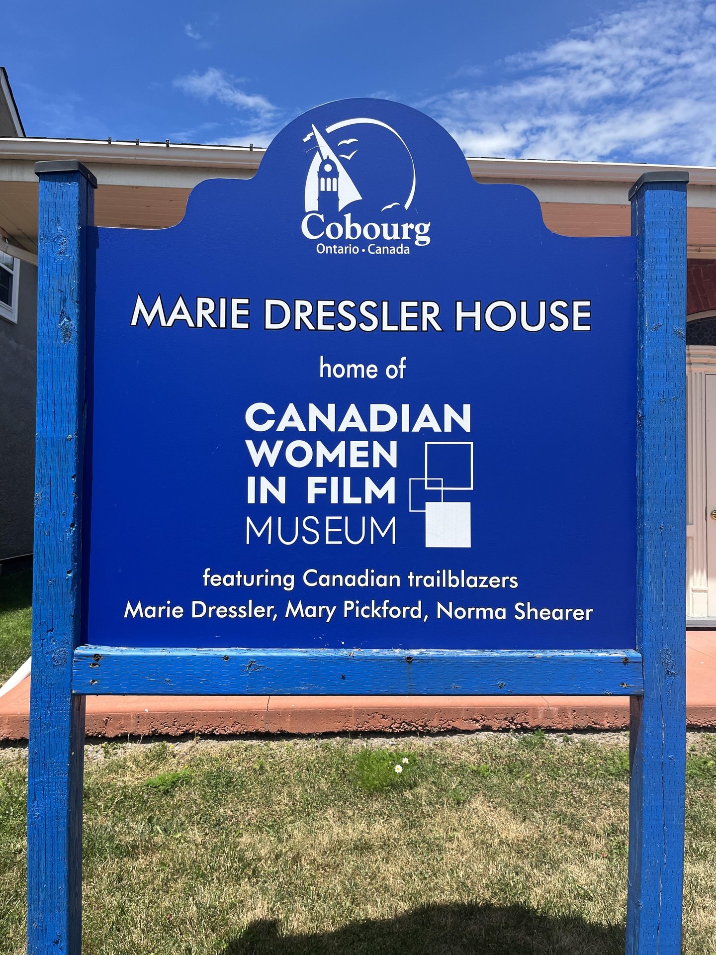 Sign for Marie Dressler House and the Canadian Women in Film Museum.