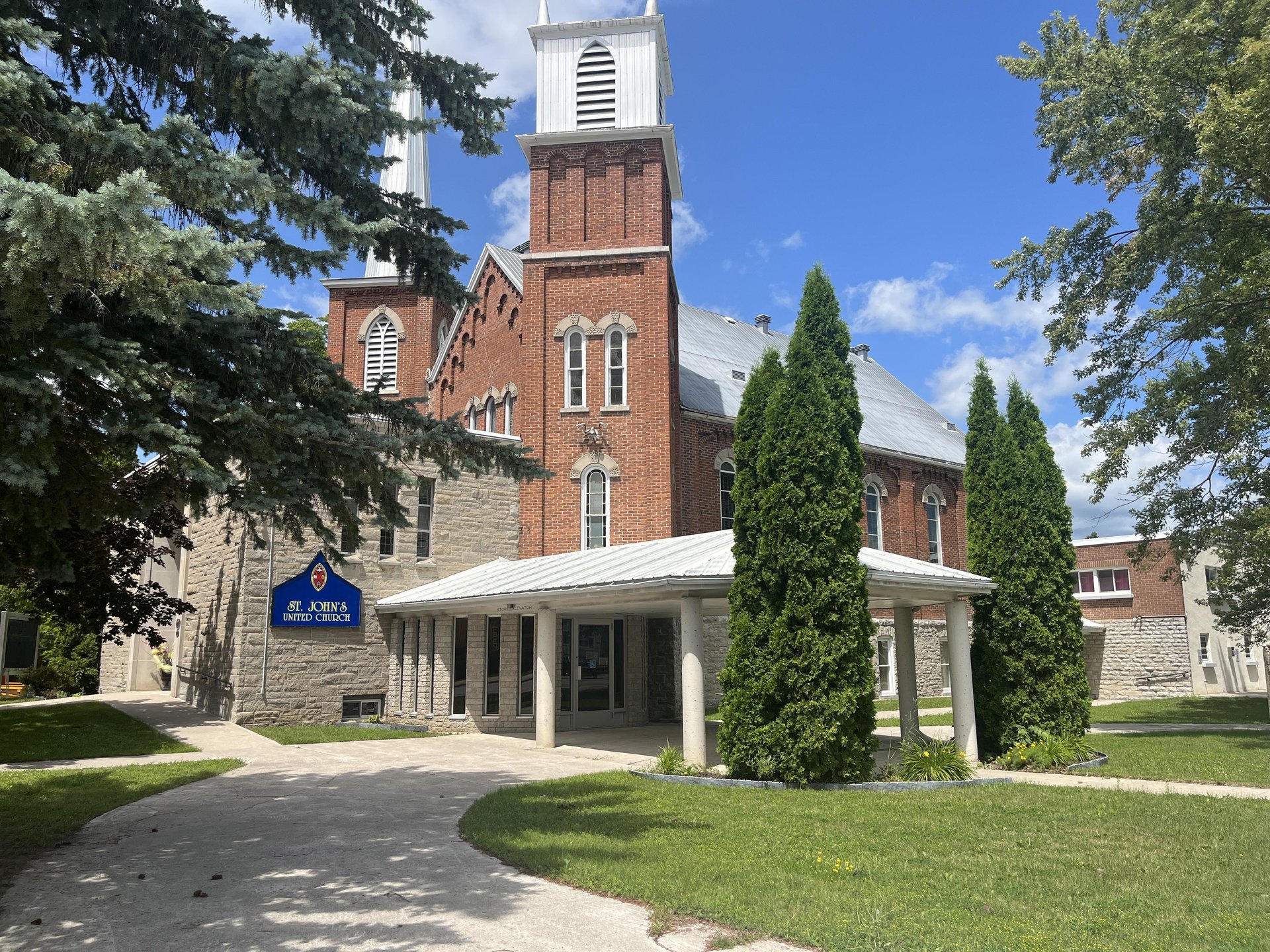 Exterior of St. John's United Church Campbellford