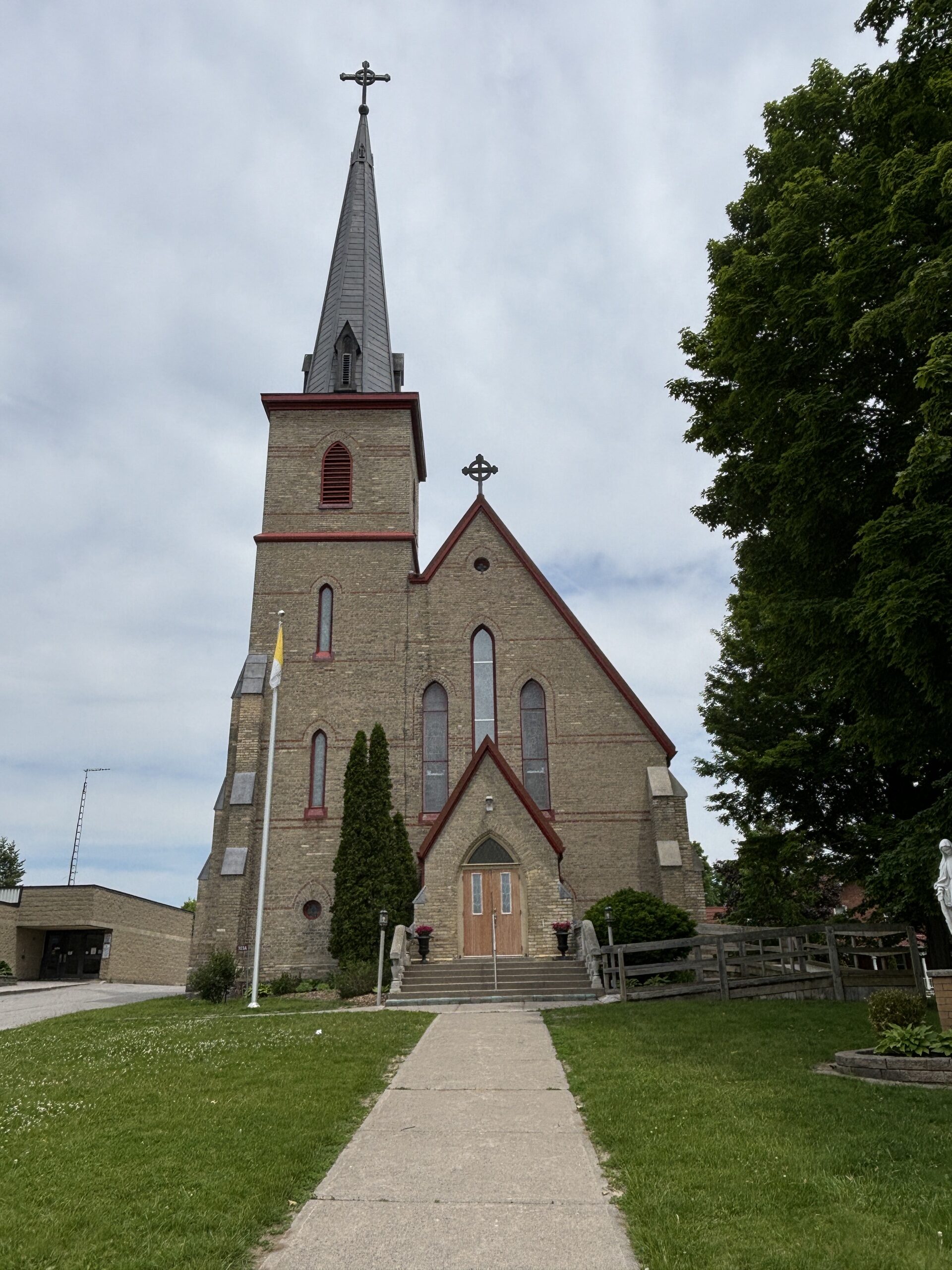 Photo of St Mary's Roman Catholic Church.