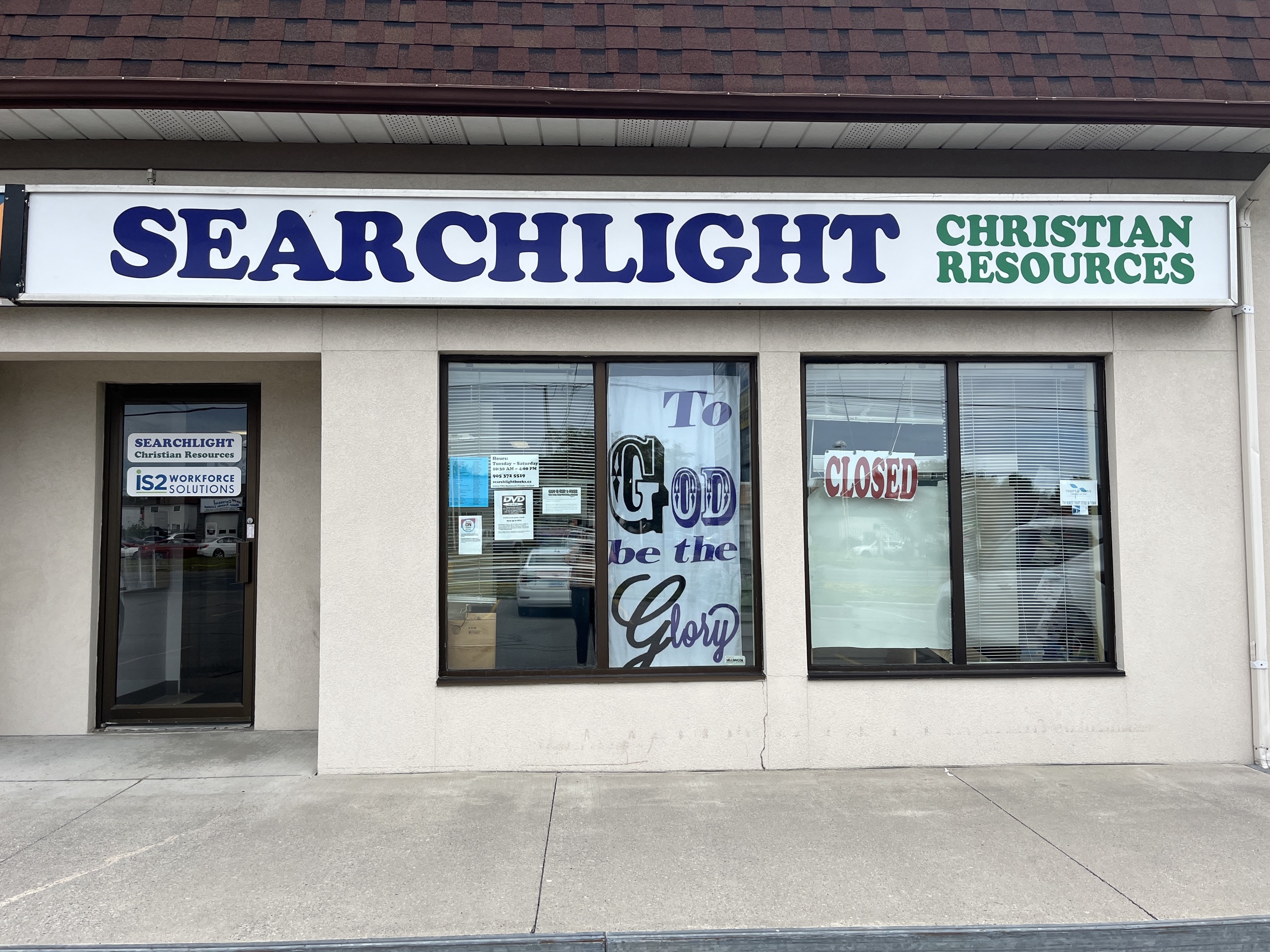 Photo of Searchlight Christian Books store front.