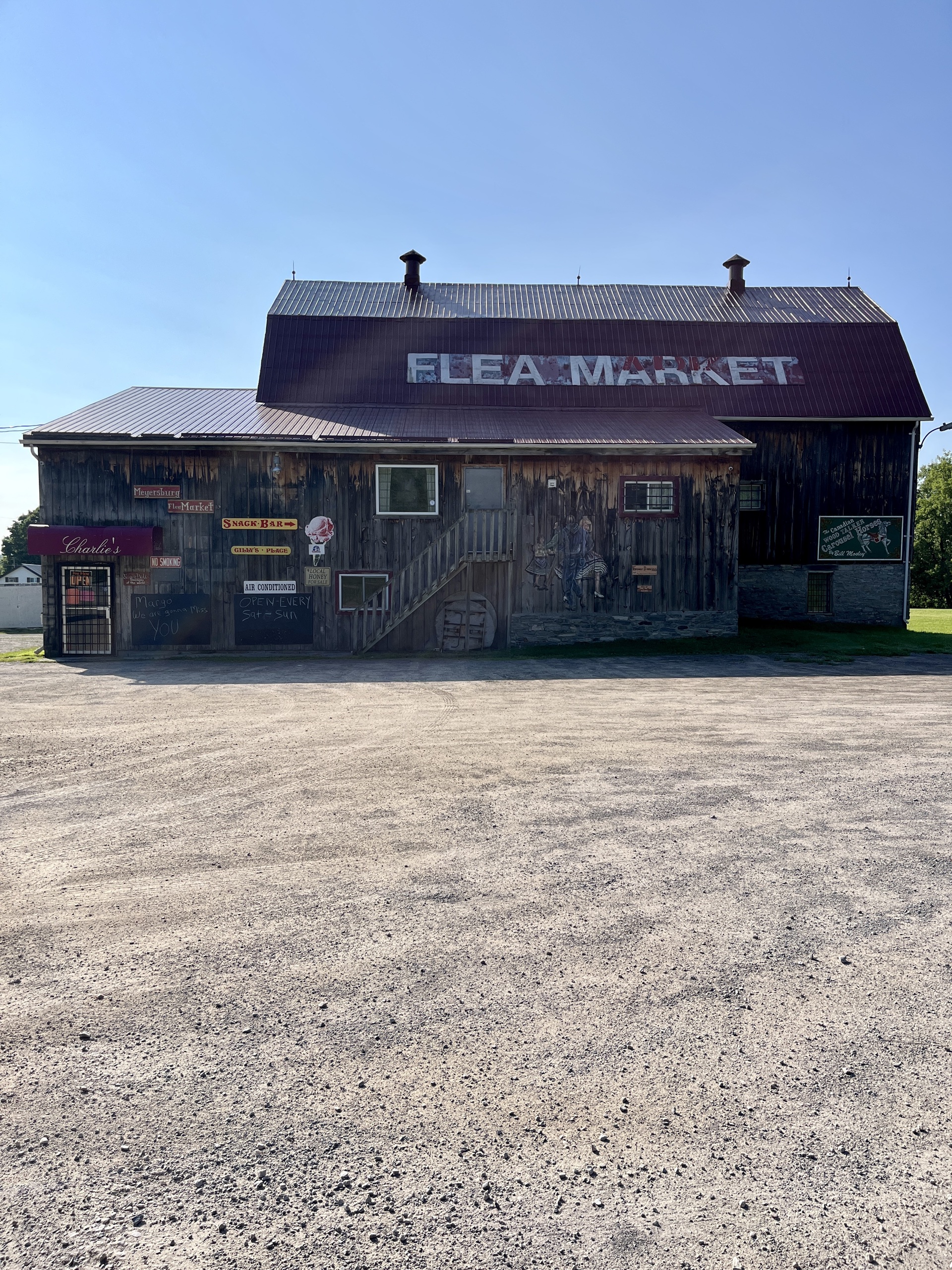 Photo of Meyerburg Flea Market and Antiques.