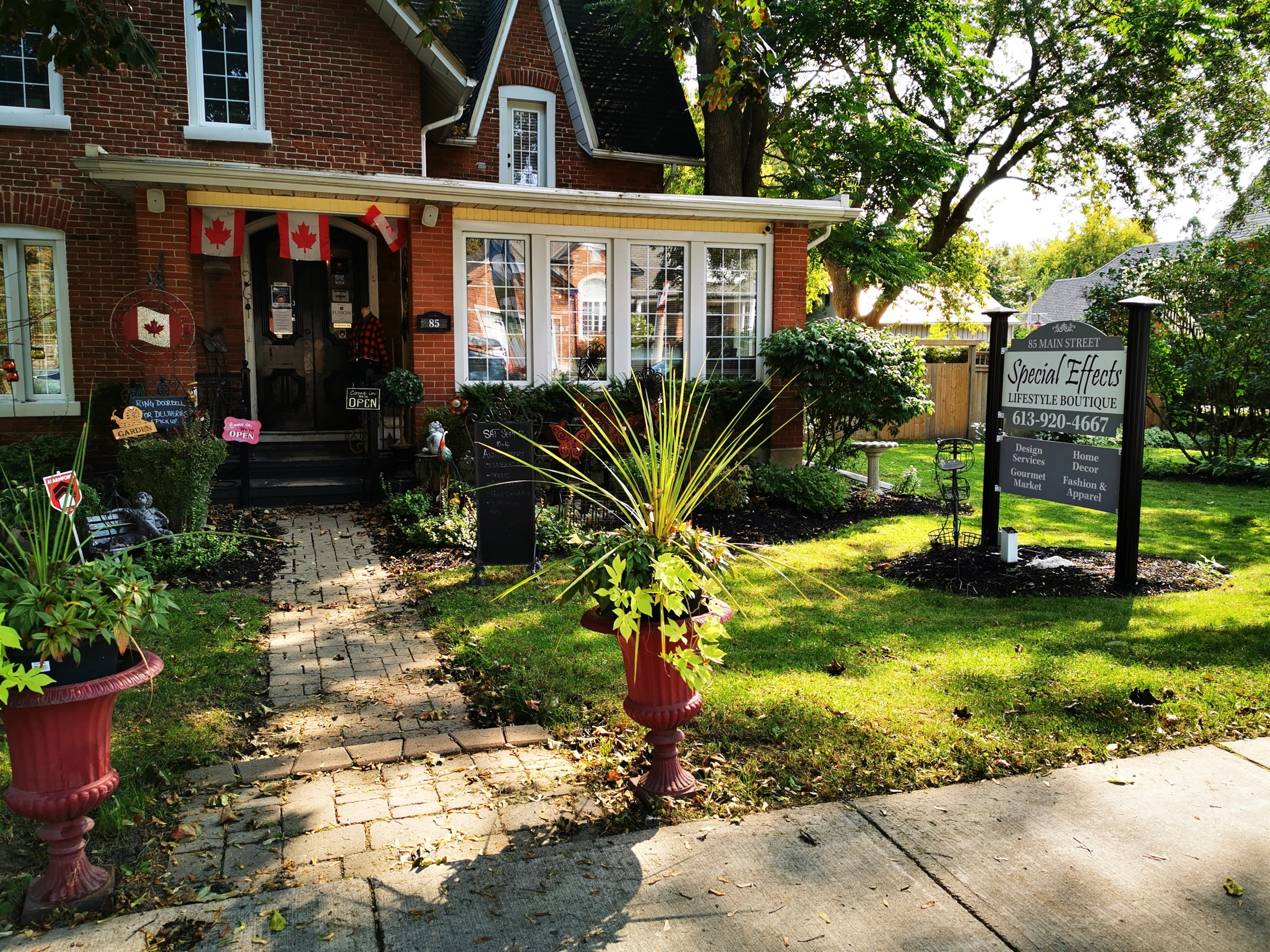 Photo of the outside of Special Effects Lifestyle Boutique.